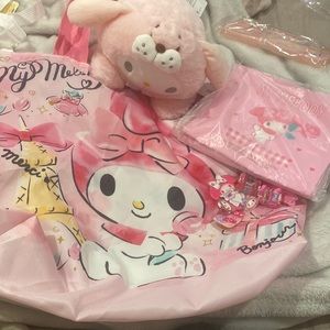 My Melody Plushie and Bag Bundle 🍓🎀